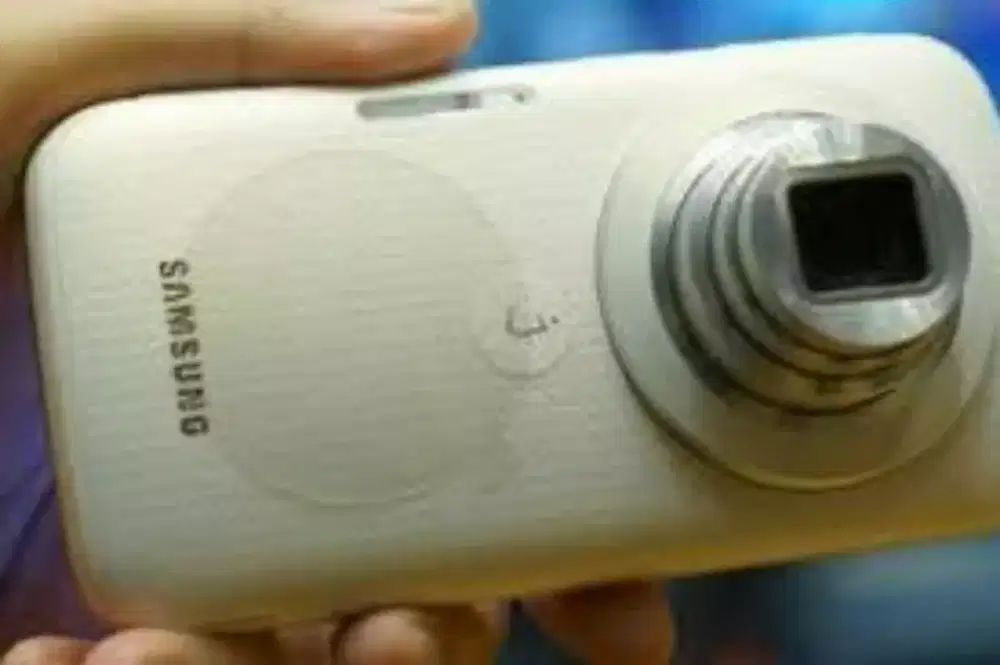 Samsung Galaxy k zoom 4G / s5 zoom