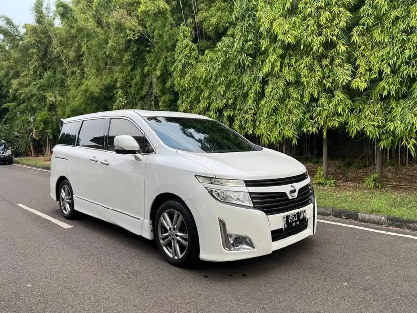 Nissan Elgrand 3.5 HWS Tahun 2011