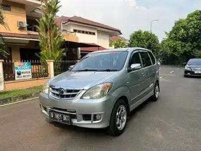 Toyota avanza 1.3 G Manual 2010