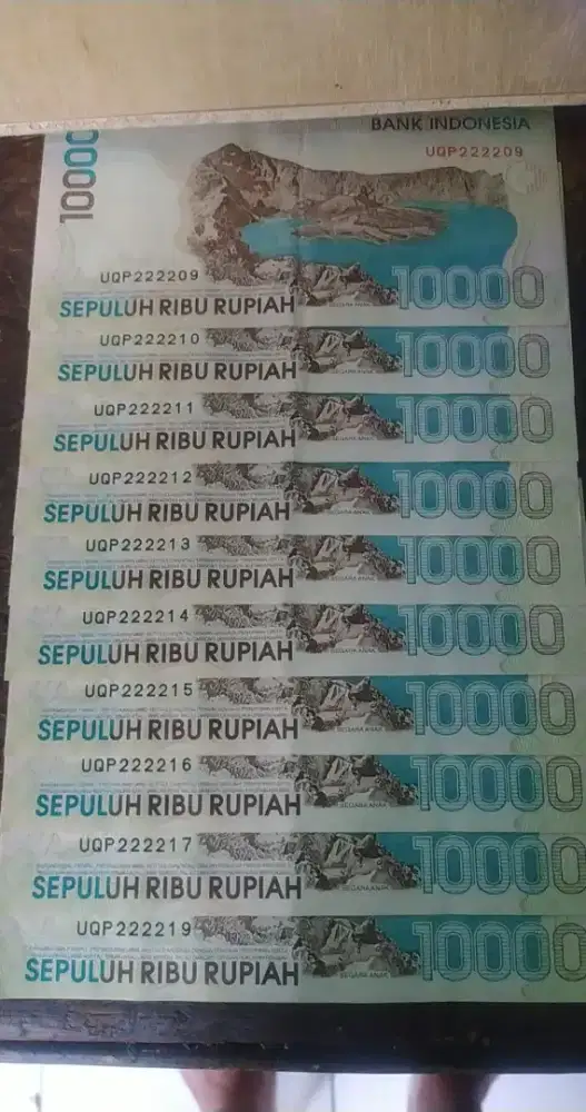 Uang kertas 10000 edisi 1998.