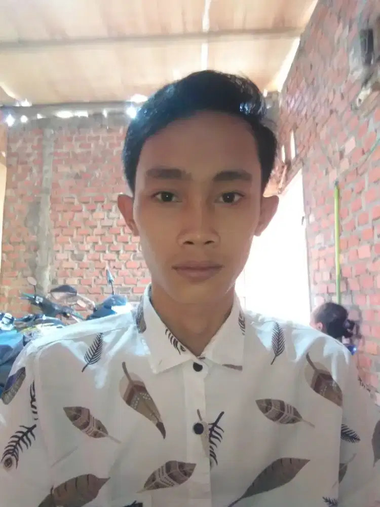 Bismillah, cari kerjaan driver/sopir SIM BI umum ,kerja dalam kota plg