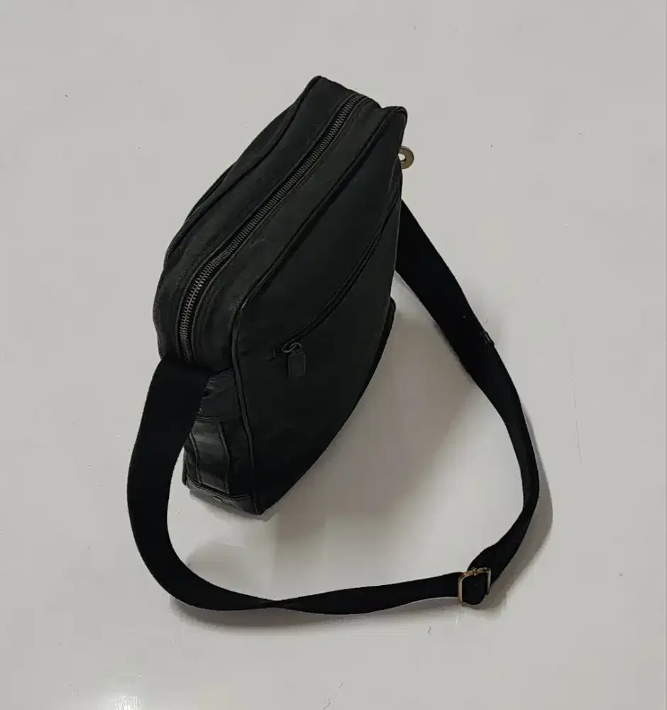 Tas Selempang Sling Bag Picard Prelove Ex Pribadi