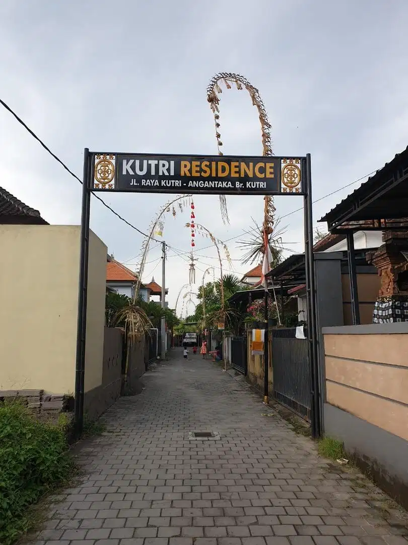 Dijual rumah 2 lantai Kutri Residence