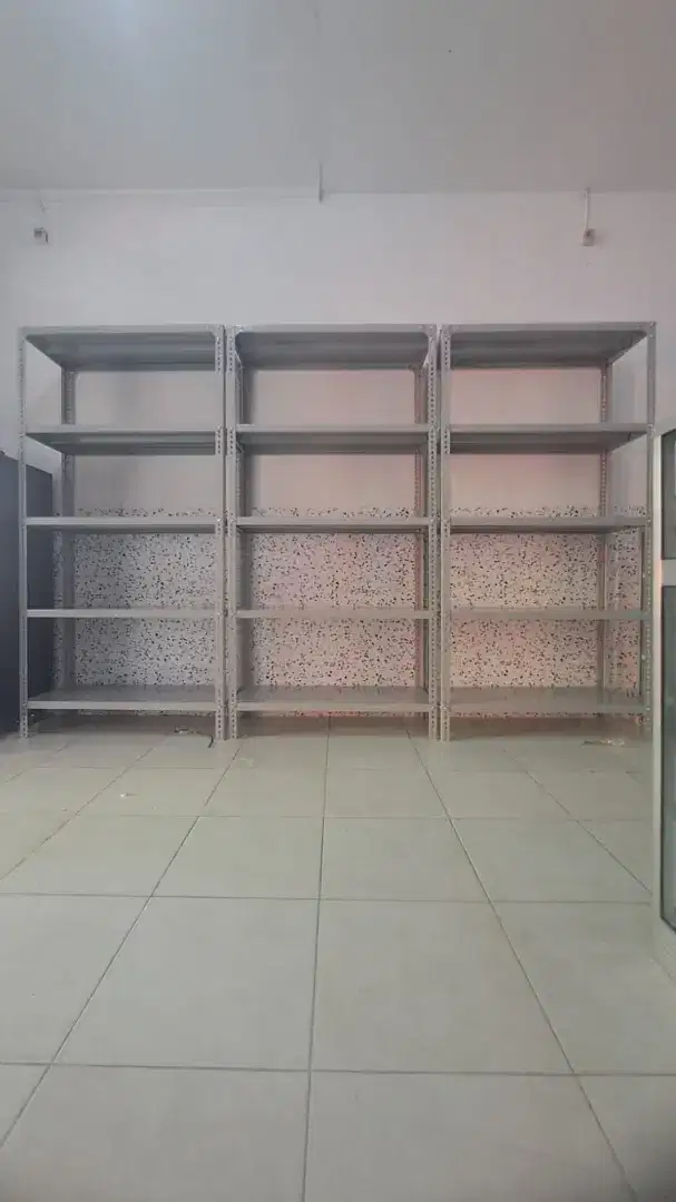 Rak besi siku serbaguna