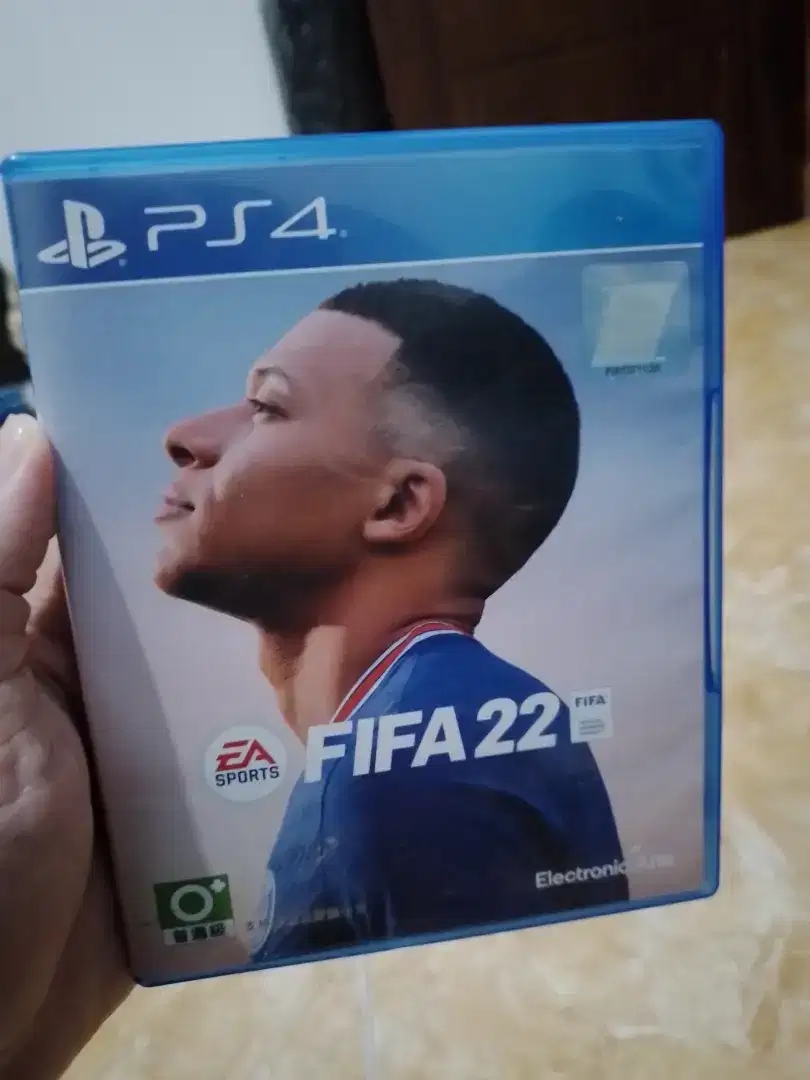 Kaset BD PS4 FIFA 22