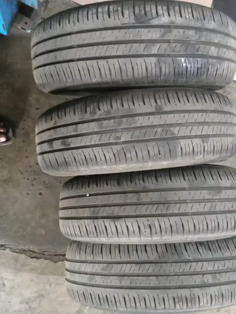 Ban 185 60 16 dunlop enasave for mazda2 dll