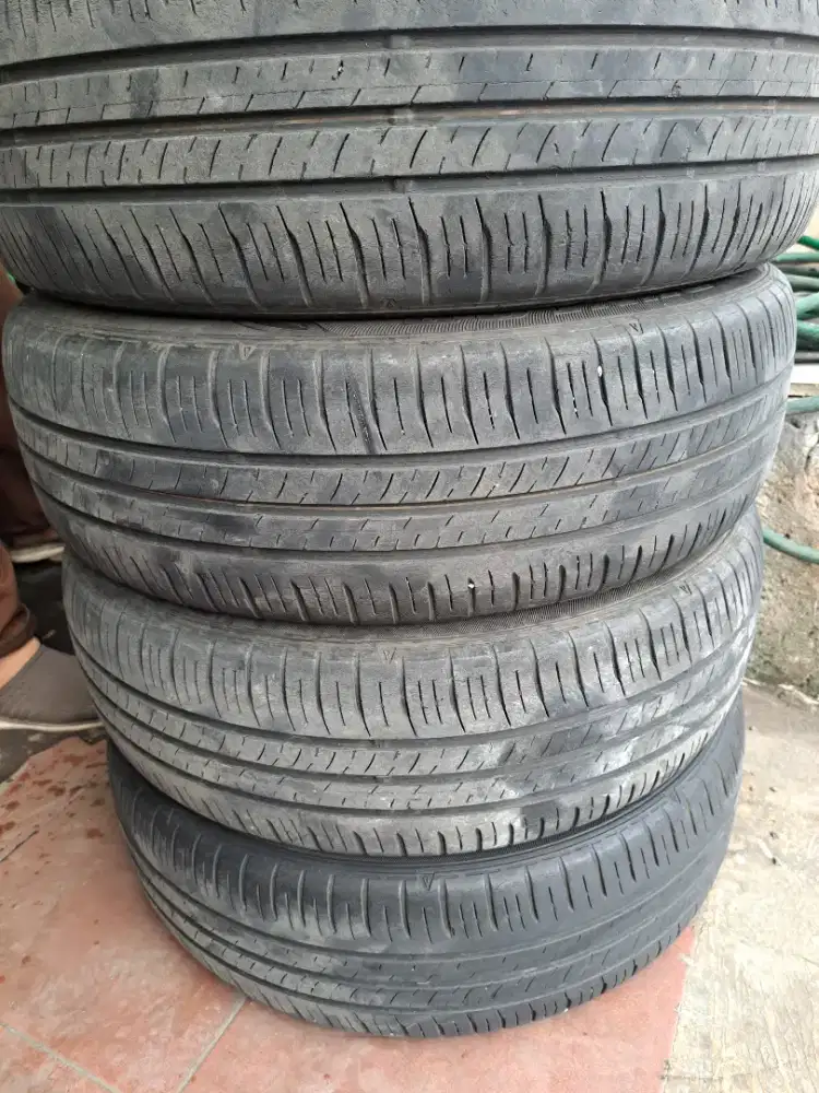Ban mazda 185 60 r16 dunlop enasave