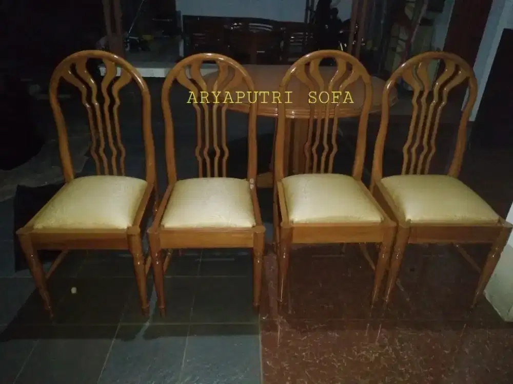Service sofa dan kursi panggilan