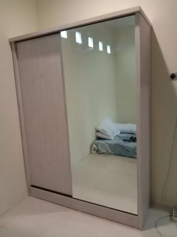 Lemari sliding 2 pintu bisa rikues warna dan ukuran