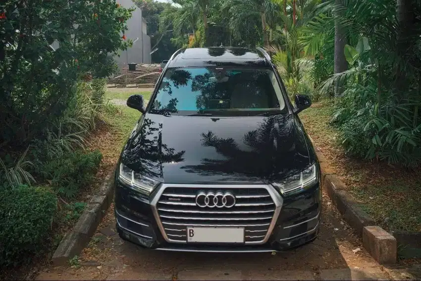 2015 Audi Q7 45TFSI LOW KM full original