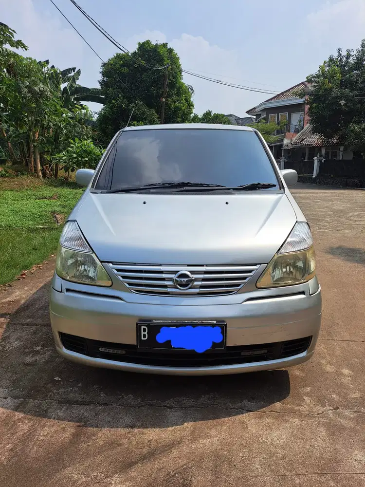 Nissan Serena 2004 Bensin