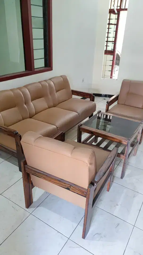 Set Sofa & Meja Tamu Kayu Bekleed Kayu Jati