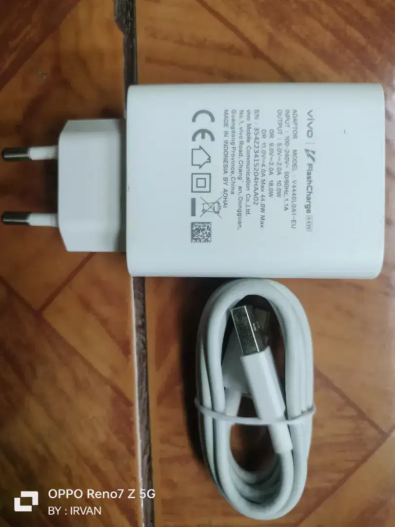 Charger Copotan 44 Watt Flash Charge Bawaan Vivo Y36 5G