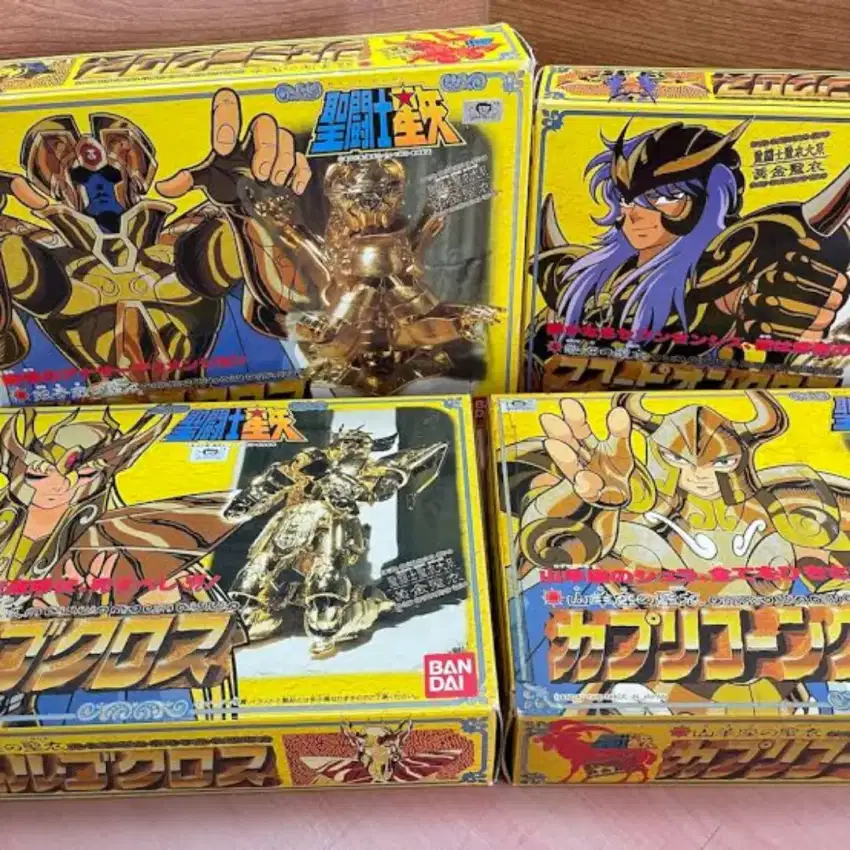 Mainan saint seiya with ,diecast box