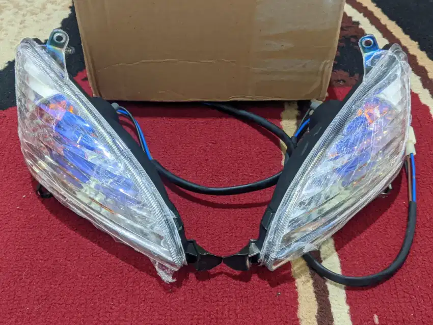 Lampu sein yamaha mio sporty variasi