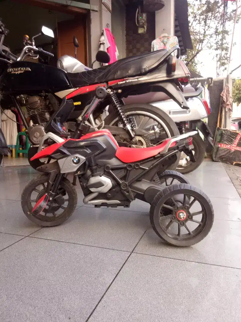 sepeda anak roda 3