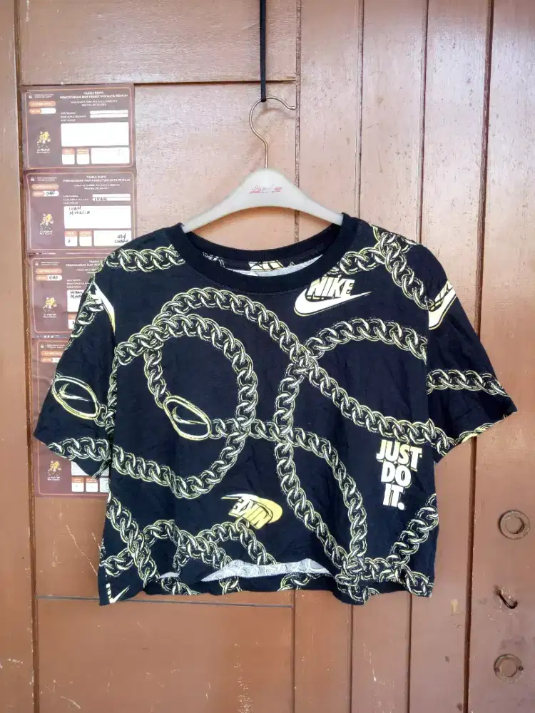 Crop top tee nike