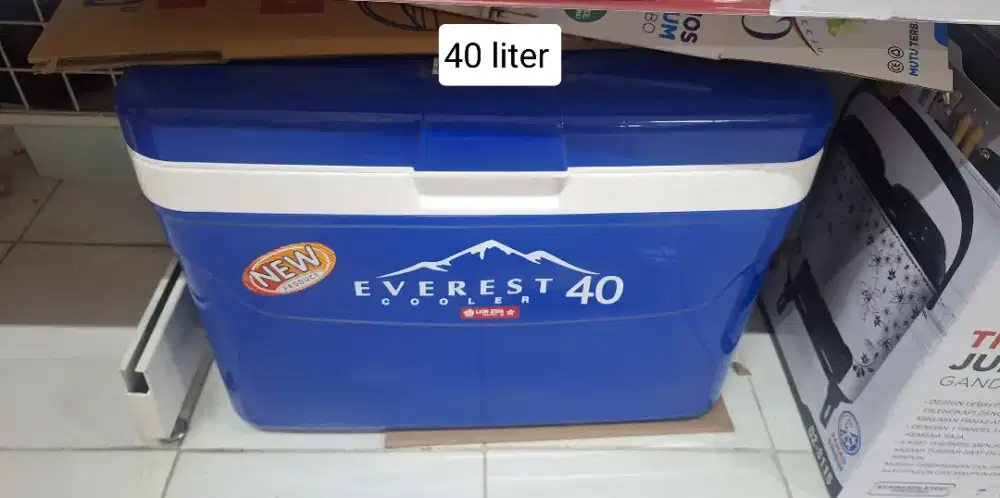 Cooler box Es Everest 40 liter lion star