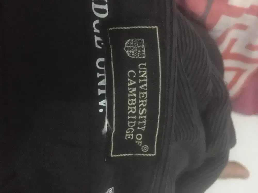 Celana curdoray cambridge university