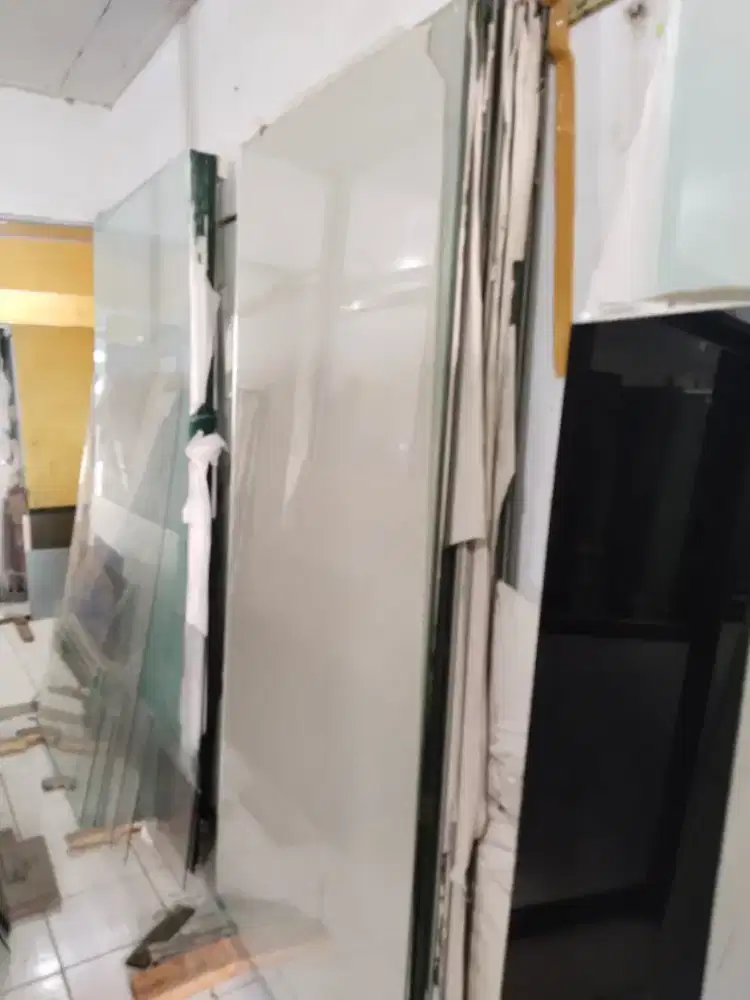 Kaca Polos - ukuran 91.5 x 203 cm