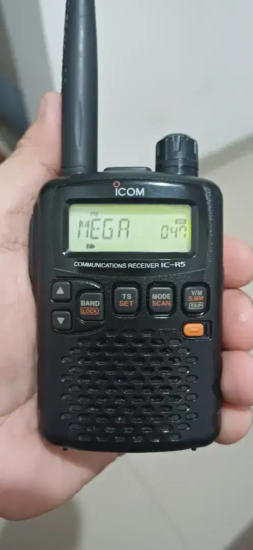 Receiver ICOM R5
