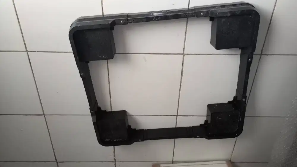 Kaki Kulkas, Kaki Mesin cuci. warna abu