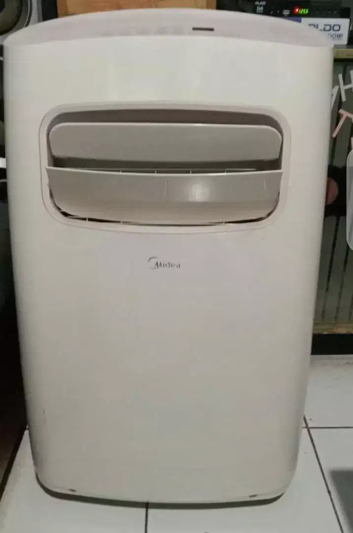 Midea AC Portable 1 pk  model terbaru