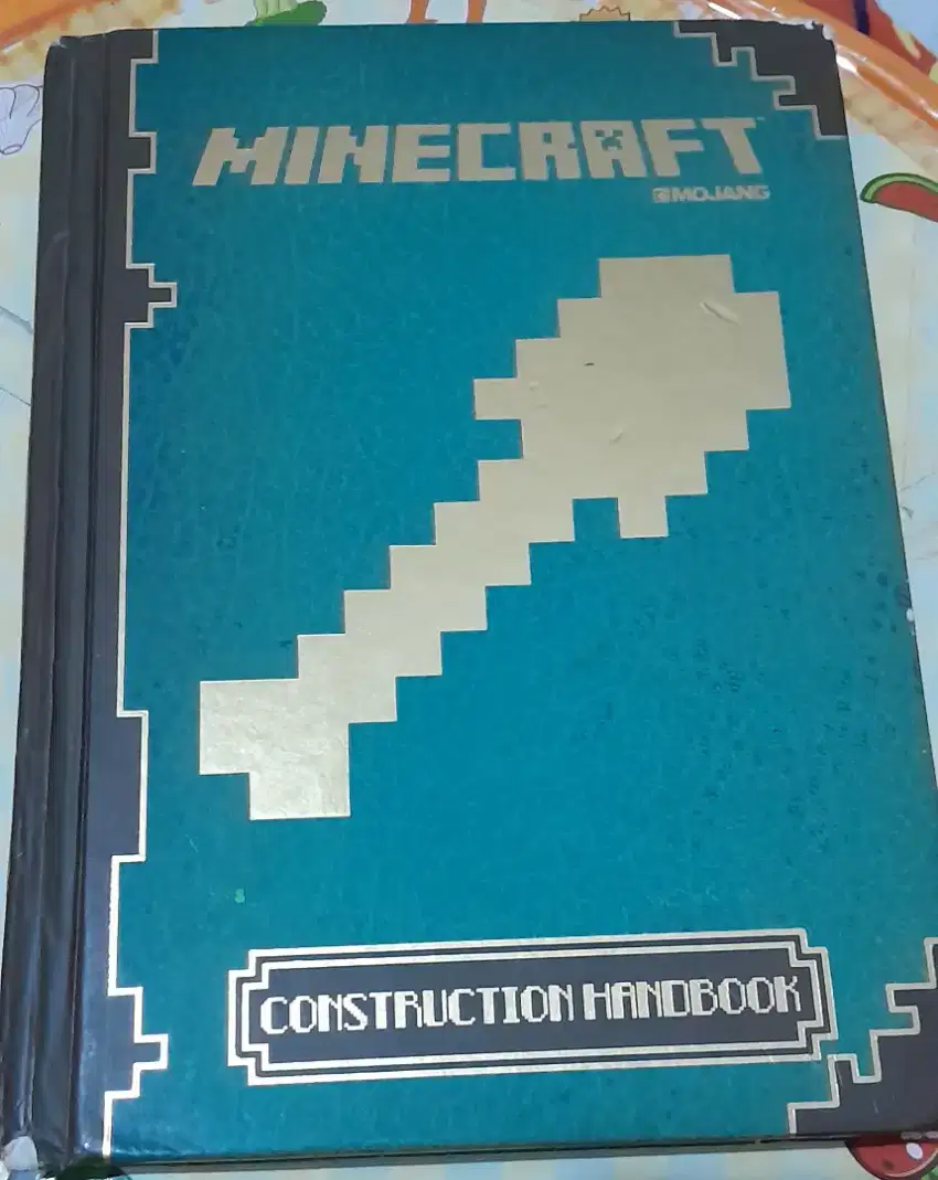 Buku minecraft,limitd edition,beli 800rb pas dskon,hrg asli 1jtan,nego