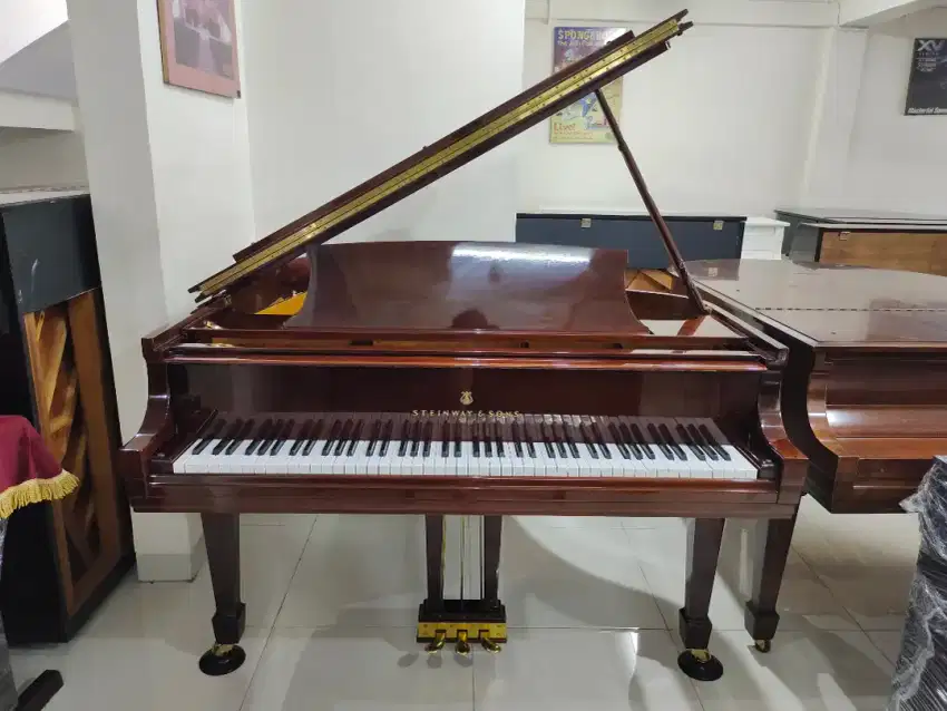 Grand Piano STEINWAY & SONS type M Hamburg Jerman