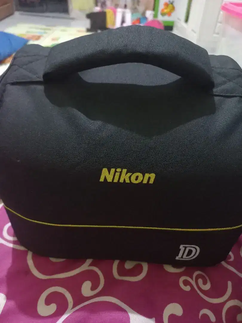 Tas Kamera , Memory Sandisk 16 Gb, Card reader