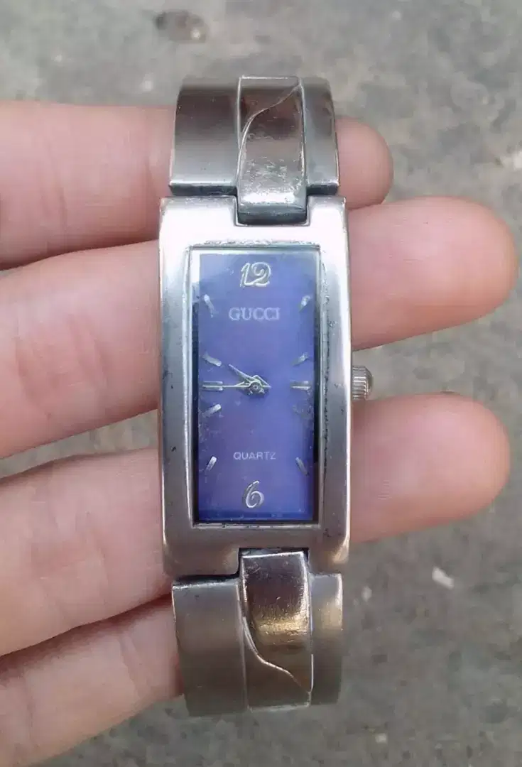 Jam Tangan Gucci