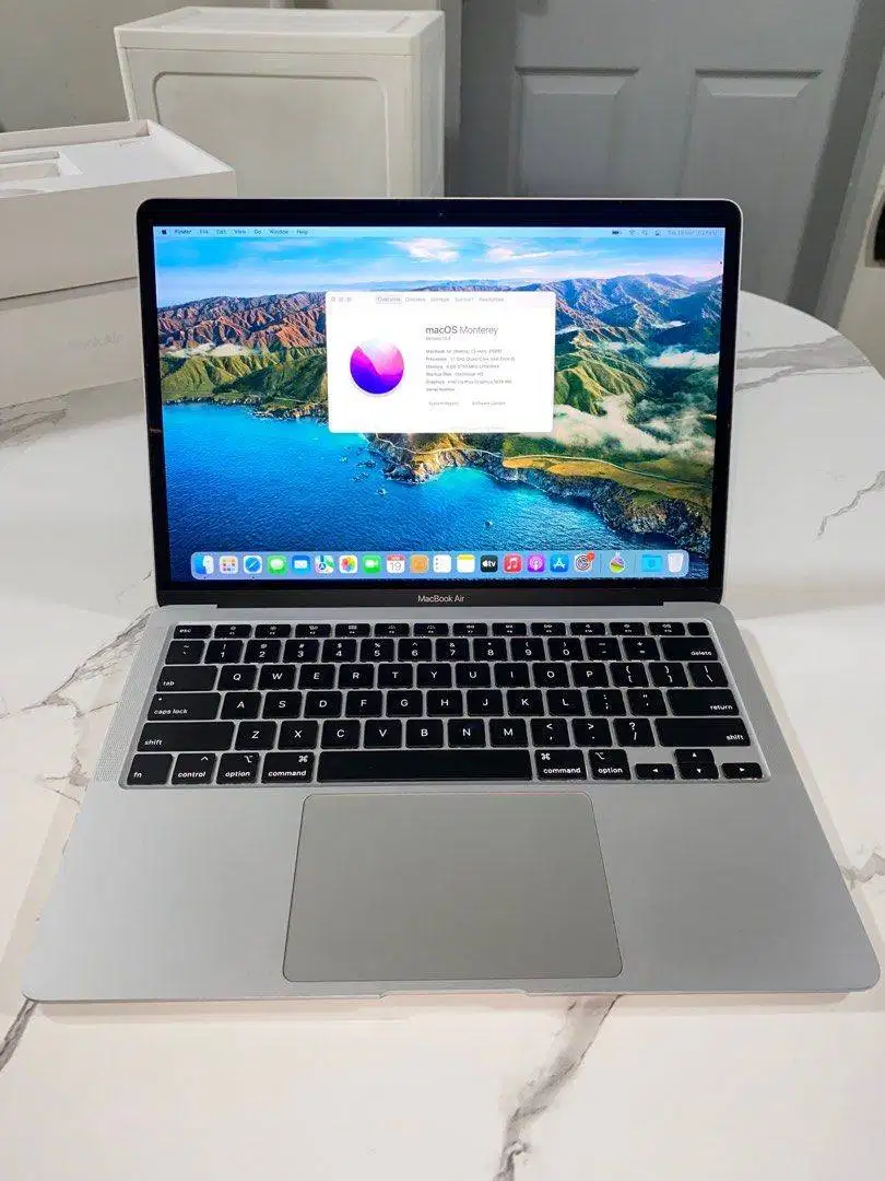 Macbook Air 2018 i5 8 128gb