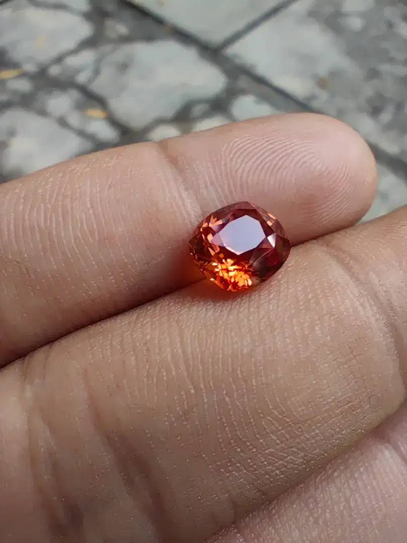 Orange Sapphire padparadscha