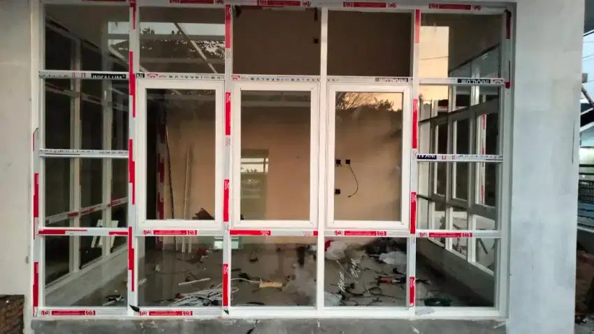 Pintu geser almanium