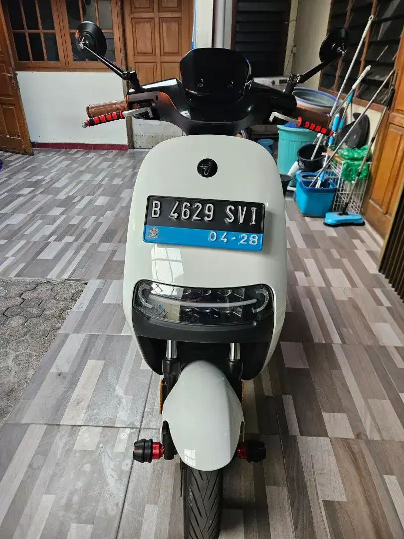 Sepeda Motor Listrik SEGWAY E110L