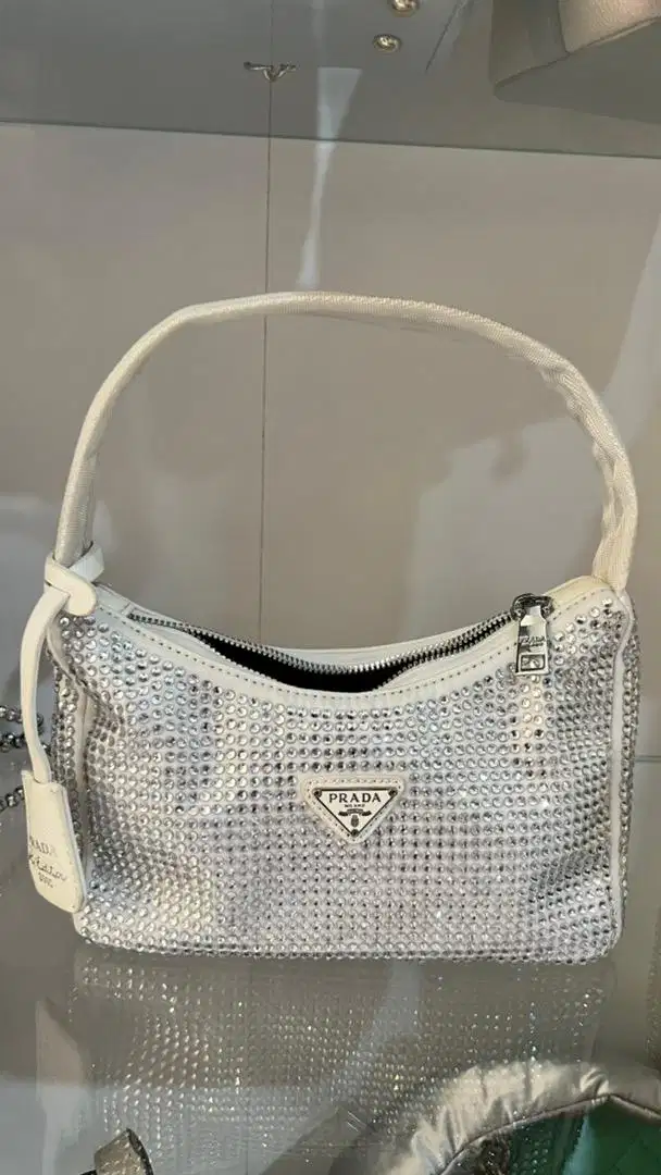 Tas prada hobo silver (bru pake sekali)