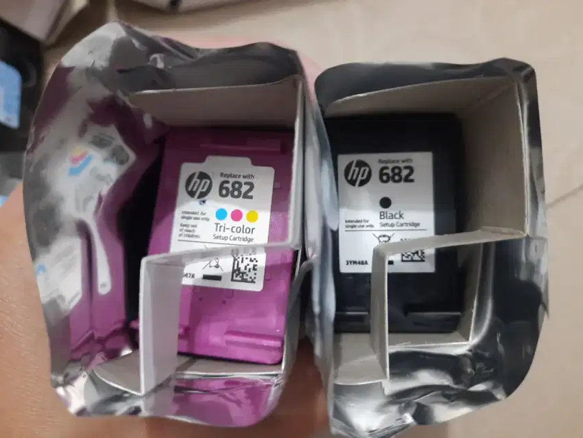 CARTRIDGE BEKAS MERK HP 682 COLOR sama BLACK