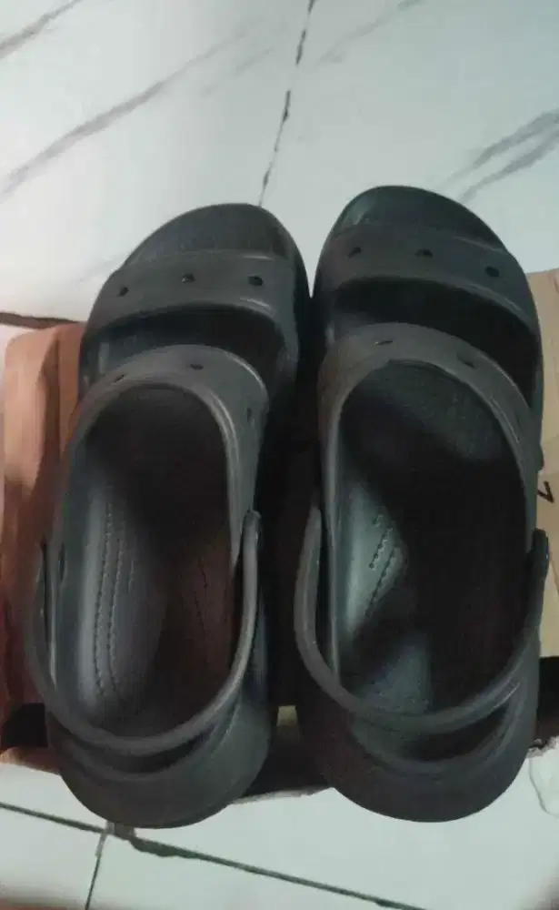 Preloved sandal limittles uk 40