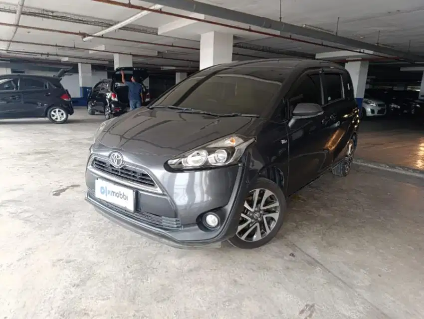 TOYOTA SIENTA V 1.5 MT 2017