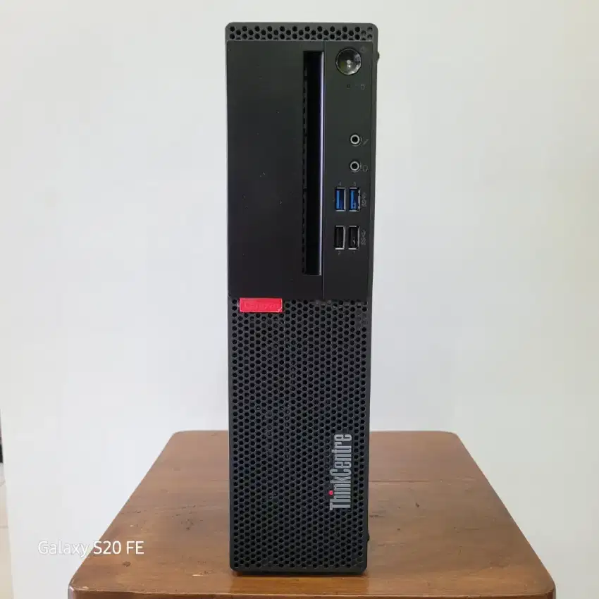 Komputer Desktop PC Lenovo ThinkCentre M75s Ryzen 5 Pro