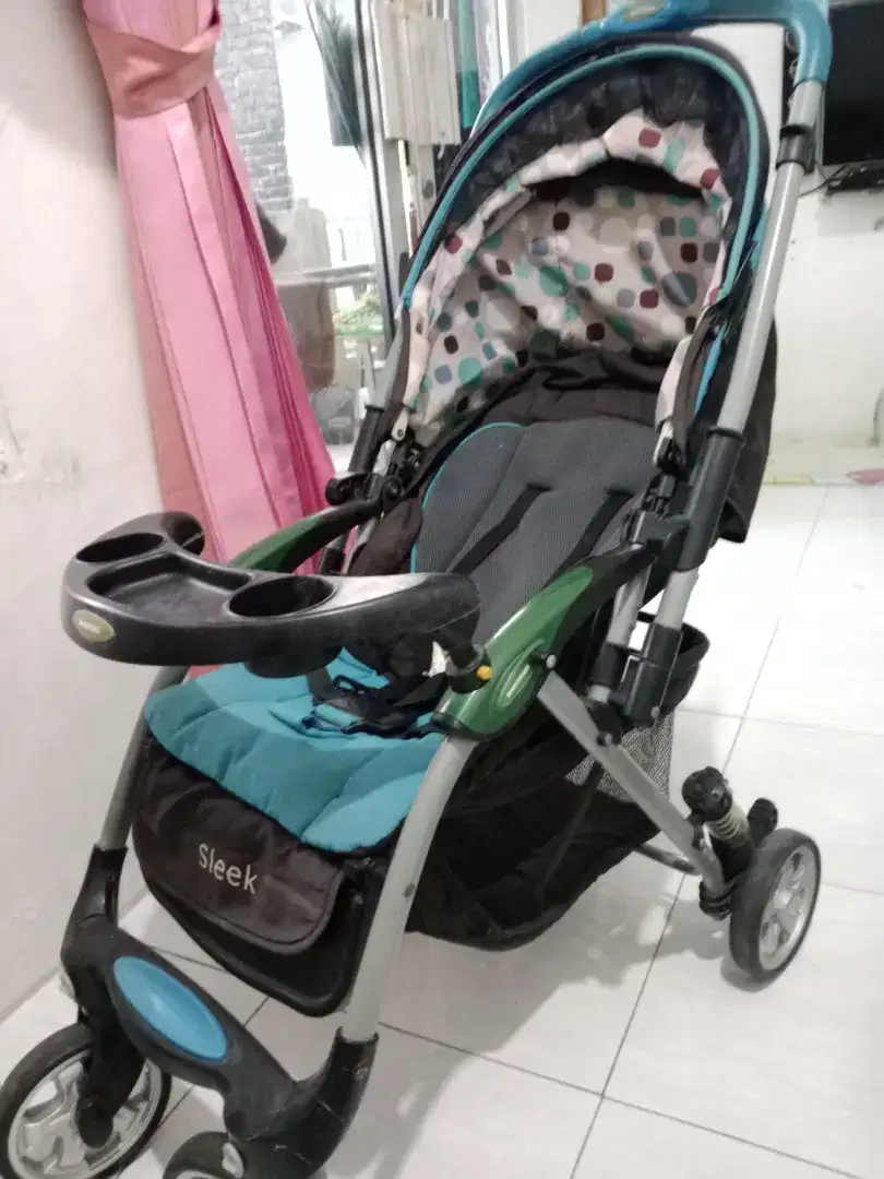 Stroller baby does