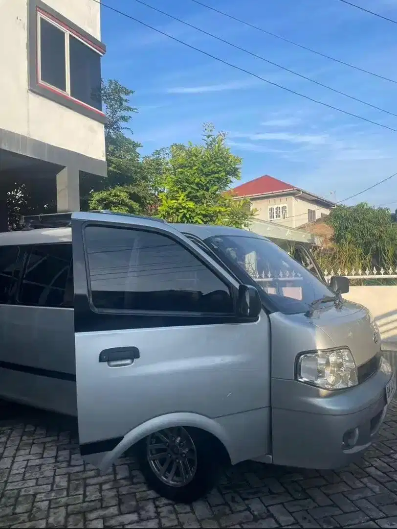 JUAL MURAH KIA PREGIO MINIBUS