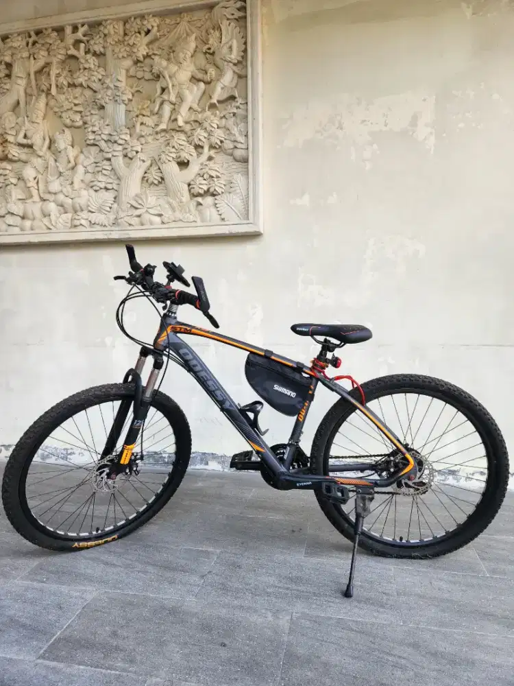 Dijual Cepat! Sepeda Gunung Keren – Kondisi Mulus 92%, Jarang Pakai