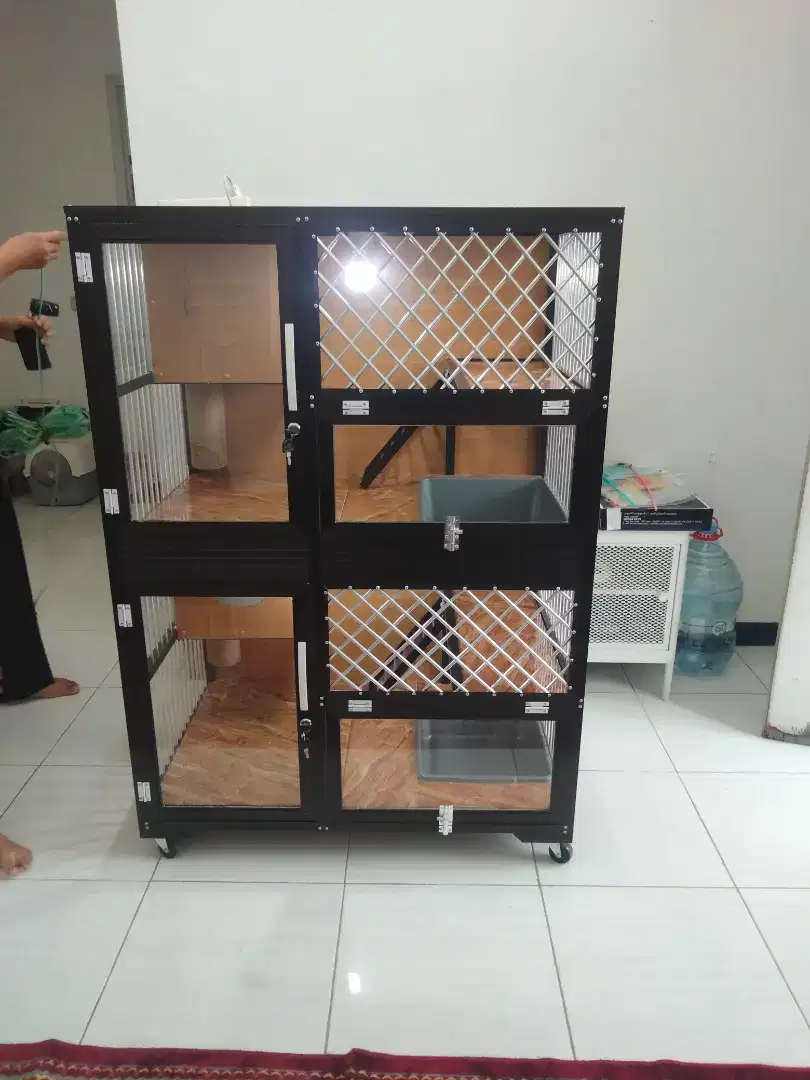 Kandang kucing aluminium