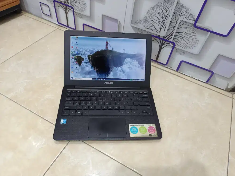 Asus E202sa murah dan bergaransi