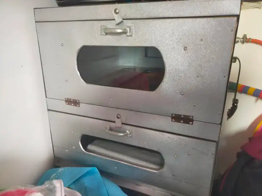 Dijual Oven gas 2 susun