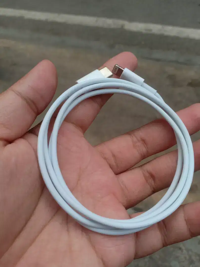 Kabel iphone C to lighting ori