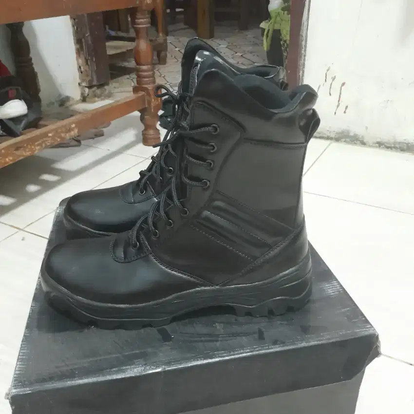 Sepatu size 40  hak tinggi