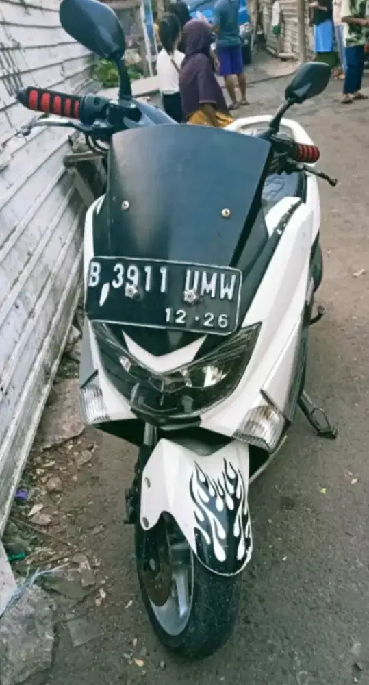 Yamaha NMAX non ABS Putih