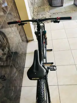 MTB Fullsus
Frame : Santacruz Nomade (Aloy) 26 Inch